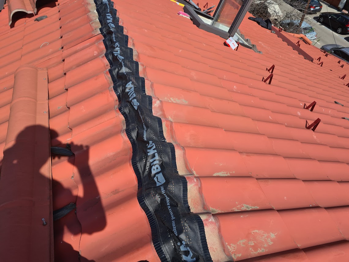 reparat acoperis tigla metalica